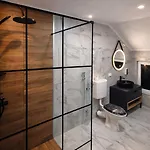 Sky Luxury View Free Parking Apartman *